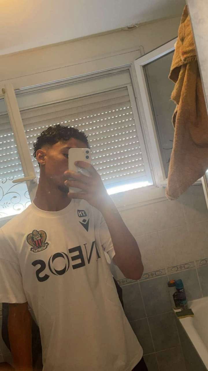 Burak, 22 ans, Kleingœft